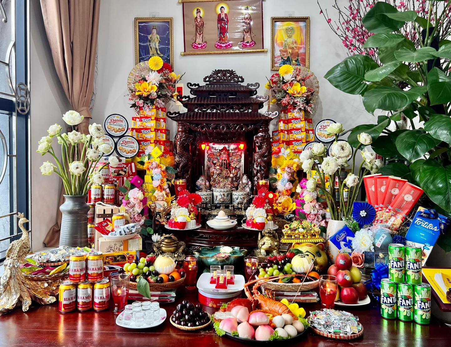 Mâm Cúng Vía Thần Tài Đơn Giản Mà Đầy Đủ