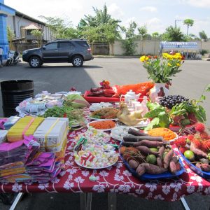 Mâm Cúng Cô Hồn Đầy Đủ – Cách Cúng Chúng Sinh Đúng Chuẩn